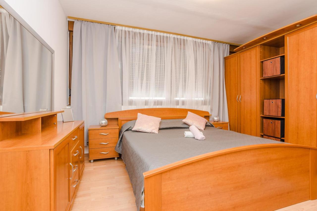 Naomi Apartment ซาดาร์ ภายนอก รูปภาพ